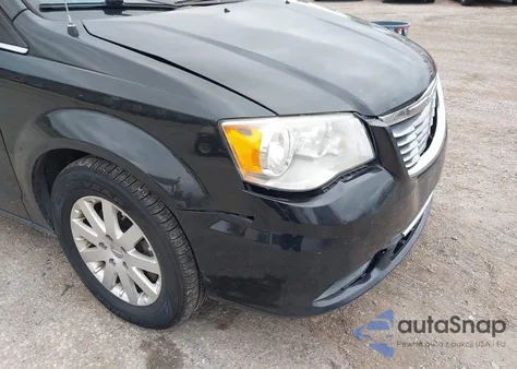 2014 Chrysler Town & Country Touring from USA, damaged, VIN 2C4RC1BG5ER294345